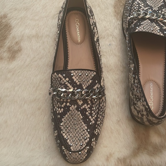 BCBGeneration flats - Picture 4 of 4